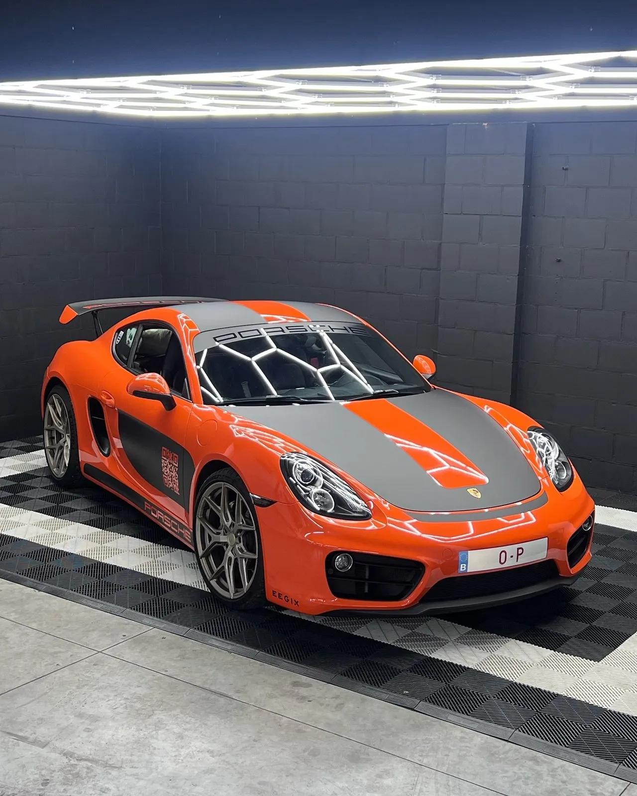 Porsche Cayman