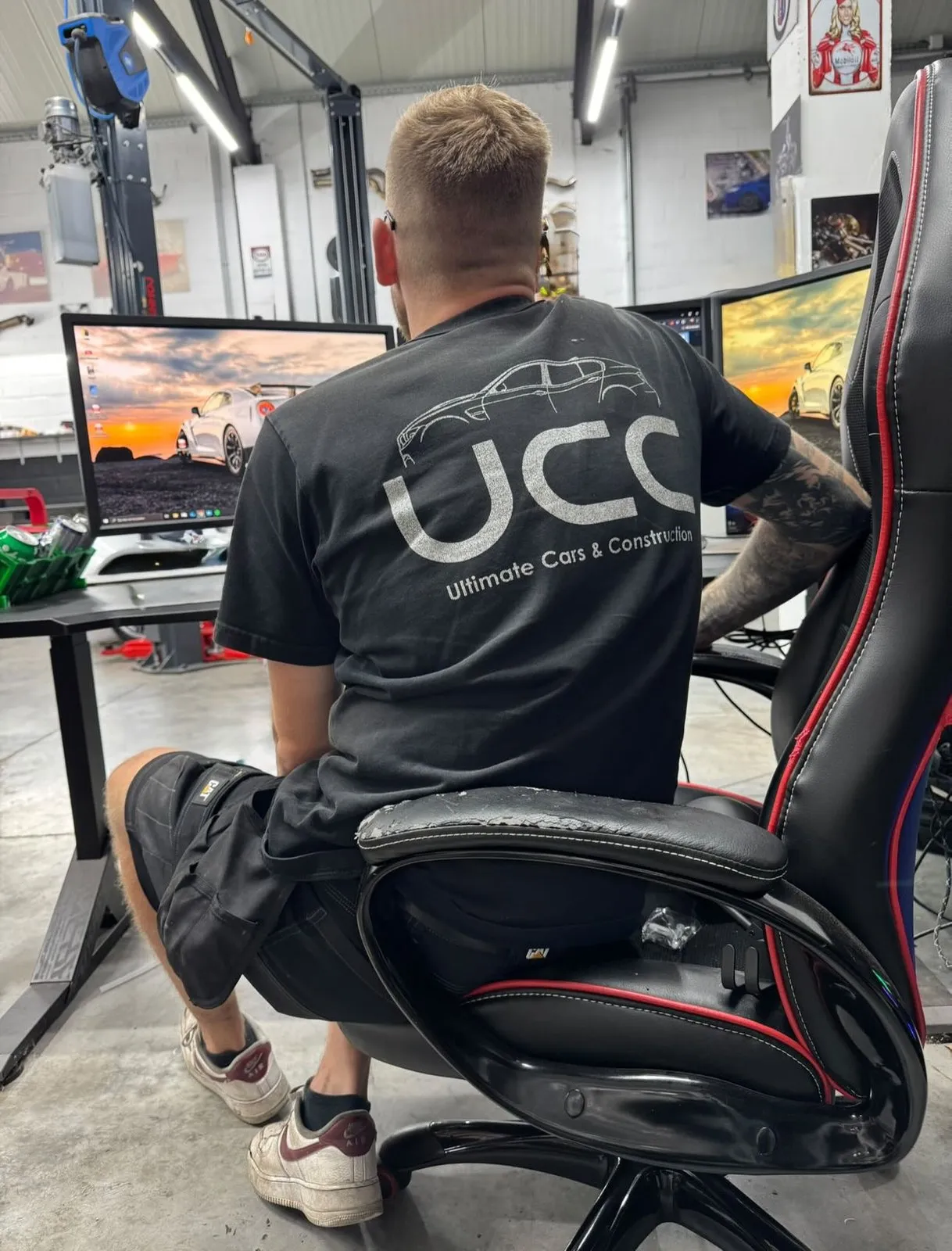 Milan aan het tuning-werkstation van UCC
